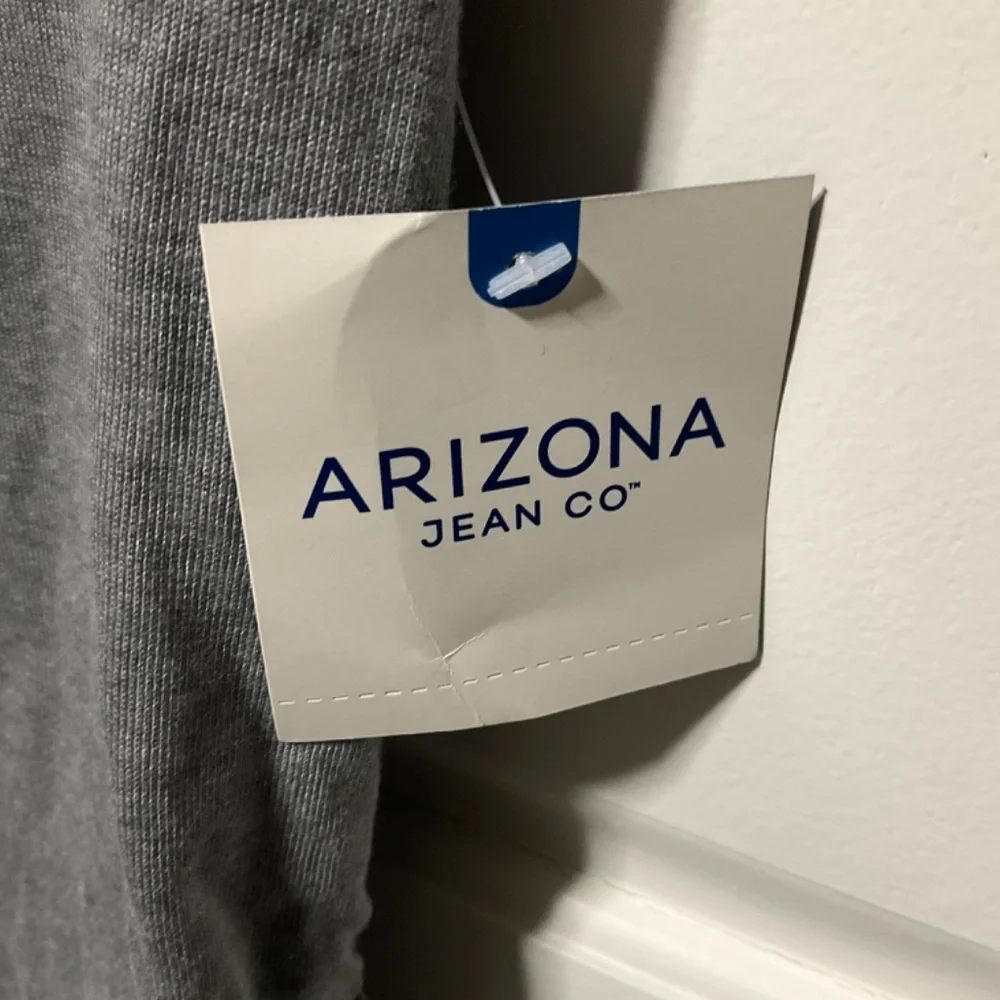 NWT Girls  Large-14 heather gray and white shirt sleeve top, Stay Cool - Picture 2 of 3